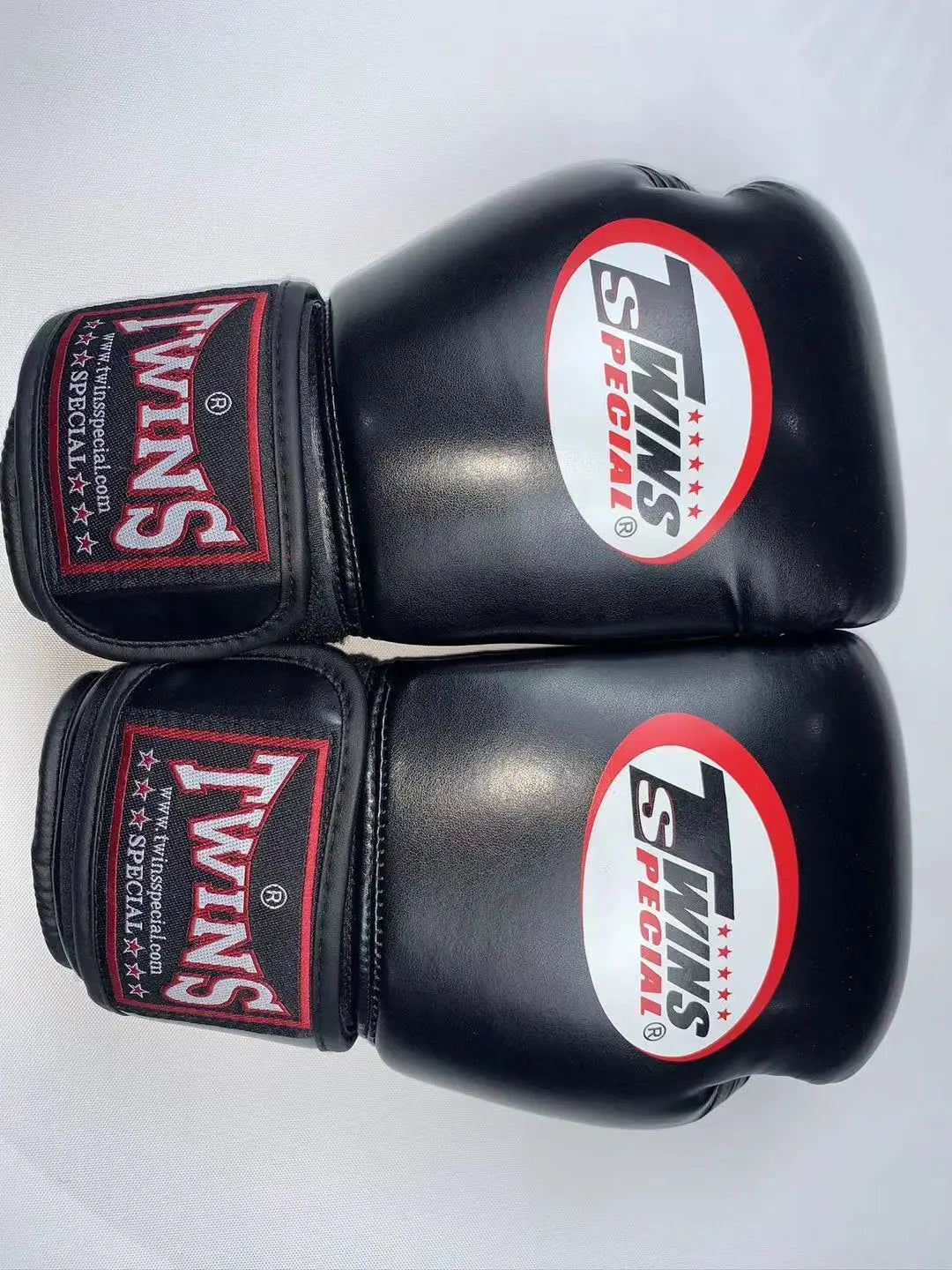 Professional Boxing Gloves Fighting Muay Thai Sanda Punching Glove for Men and Women Training MMA Gloves Boxing Equipment