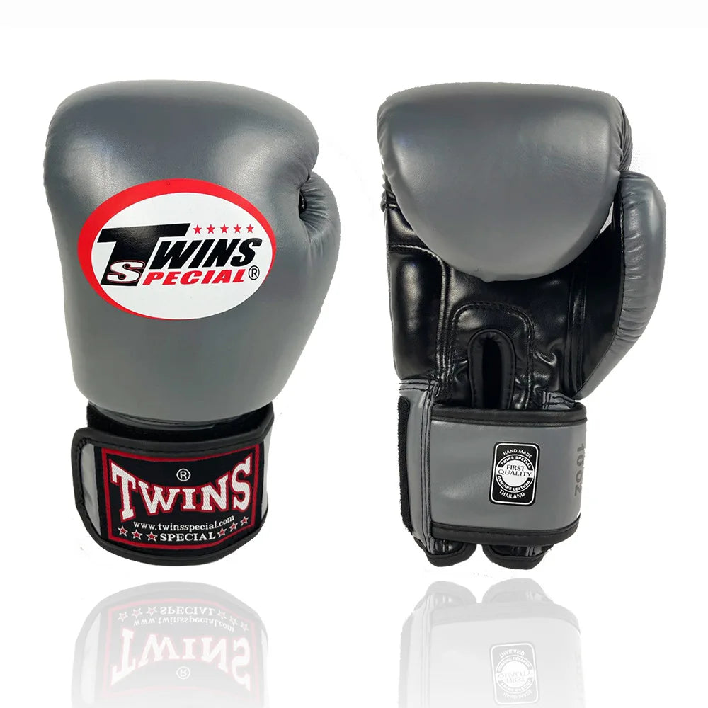Professional Boxing Gloves Fighting Muay Thai Sanda Punching Glove for Men and Women Training MMA Gloves Boxing Equipment